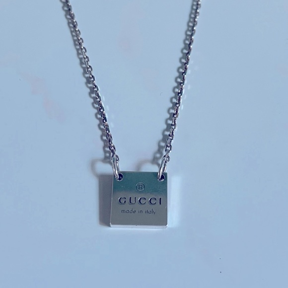 Gucci Jewelry - Gucci square pendant necklace